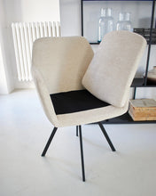 Load image into Gallery viewer, Orlando Store™ - Sedia Girevole con Braccioli Boston Ecrù
