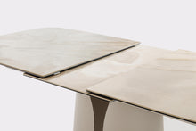 Carica l'immagine nel visualizzatore di Gallery, Orlando Store™ - Tavolo Allungabile Ardis Beige Chiaro 180/240X95