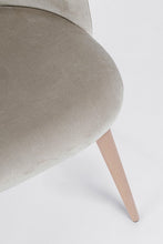 Load image into Gallery viewer, Orlando Store™ - Linzey Tortora chair