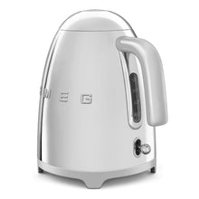 Load image into Gallery viewer, Orlando Store™ - 50's Style Cromo Smeg electric kettle