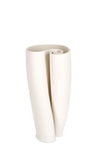 Carica l'immagine nel visualizzatore di Gallery, Orlando Store™ - Vaso Maeli Beige H26,5
