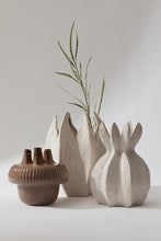 Carica l'immagine nel visualizzatore di Gallery, Orlando Store™ - Vaso Olyssia Tondo Bianco D27X34H

