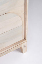 Carica l&#39;immagine nel visualizzatore di Gallery, Orlando Store™ - Credenza 3 ante Archita
