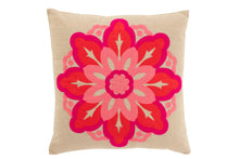 Load image into Gallery viewer, Orlando Store™ - Cuscino Fiore Cotone Beige/Rosa
