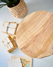 Load image into Gallery viewer, Orlando Store™ - Sgabello Paros in Legno e Ferro
