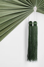 Carica l&#39;immagine nel visualizzatore di Gallery, Orlando Store™ - Ventaglio Decorativo Nanka Verde 39X81

