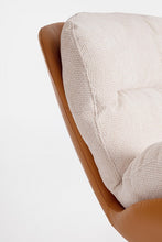 Load image into Gallery viewer, Orlando Store™ - Poltrona Adinda Ghiaccio/Cuoio
