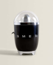 Load image into Gallery viewer, Orlando Store™ - Smeg Black Electric Citrus Juicer
