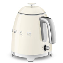 Carica l&#39;immagine nel visualizzatore di Gallery, Orlando Store™ - Mini Bollitore 50&#39;s Style Panna SMEG
