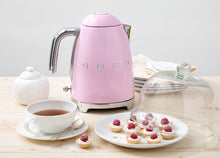 Load image into Gallery viewer, Orlando Store™ - Pink 50&#39;s Style Kettle
